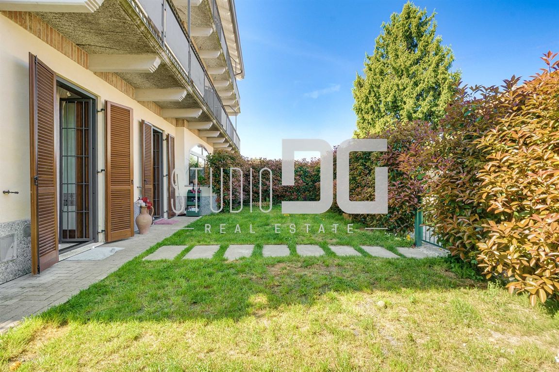 AMPIO BILOCALE CON GIARDINO MQ.150