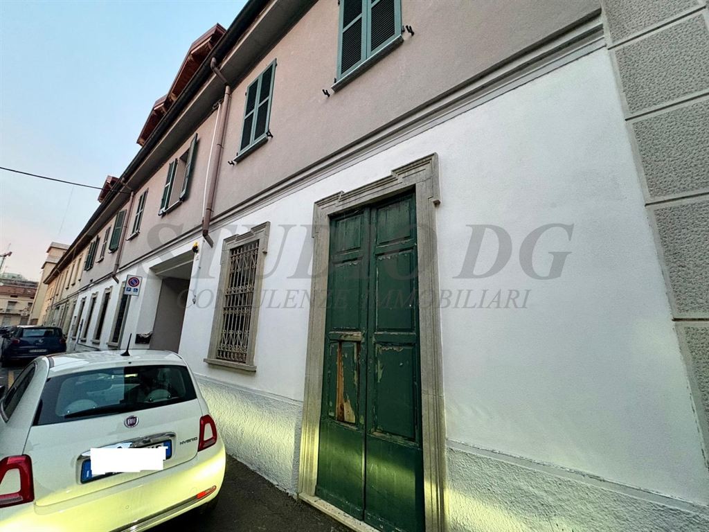 LABORATORIO DA RISTRUTTURARE